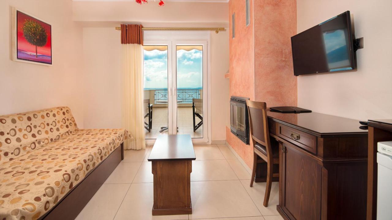 Hotel Ilia Mare Zewnętrze zdjęcie