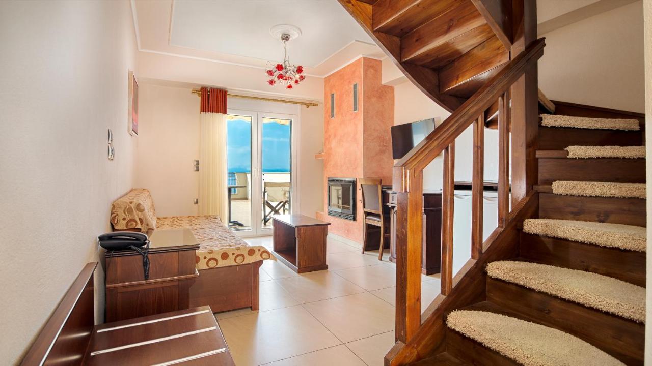 Hotel Ilia Mare Zewnętrze zdjęcie